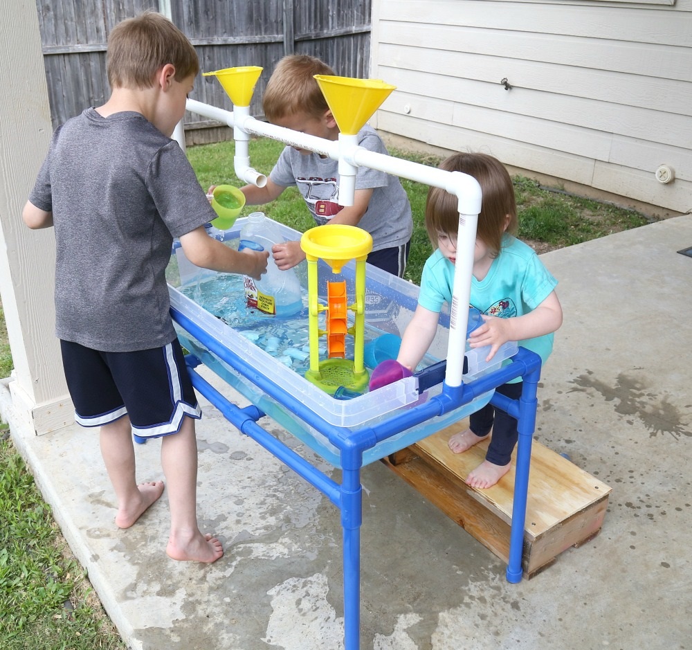 PVC Pipe Sand Or Water Table