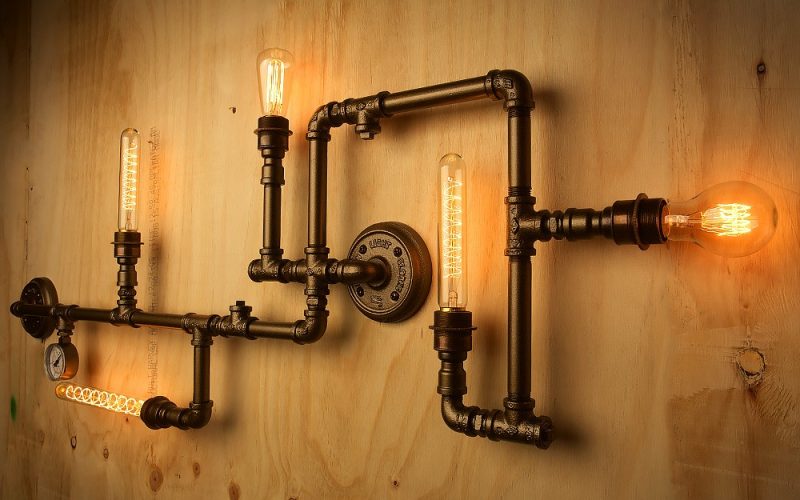 Retro Wall Lamp Made With Iron Pipe
