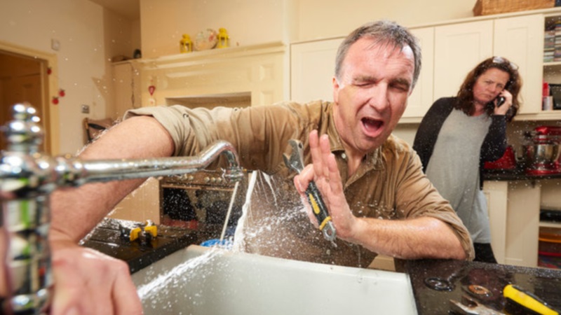 7 DIY Plumbing Mistakes - How NOT to Plumb